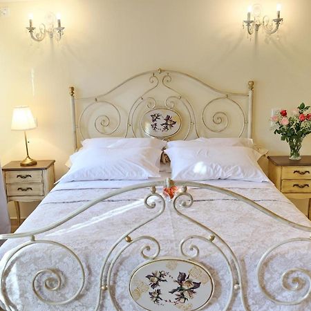 Castellmare Apartment นาฟปาคตอส ภายนอก รูปภาพ